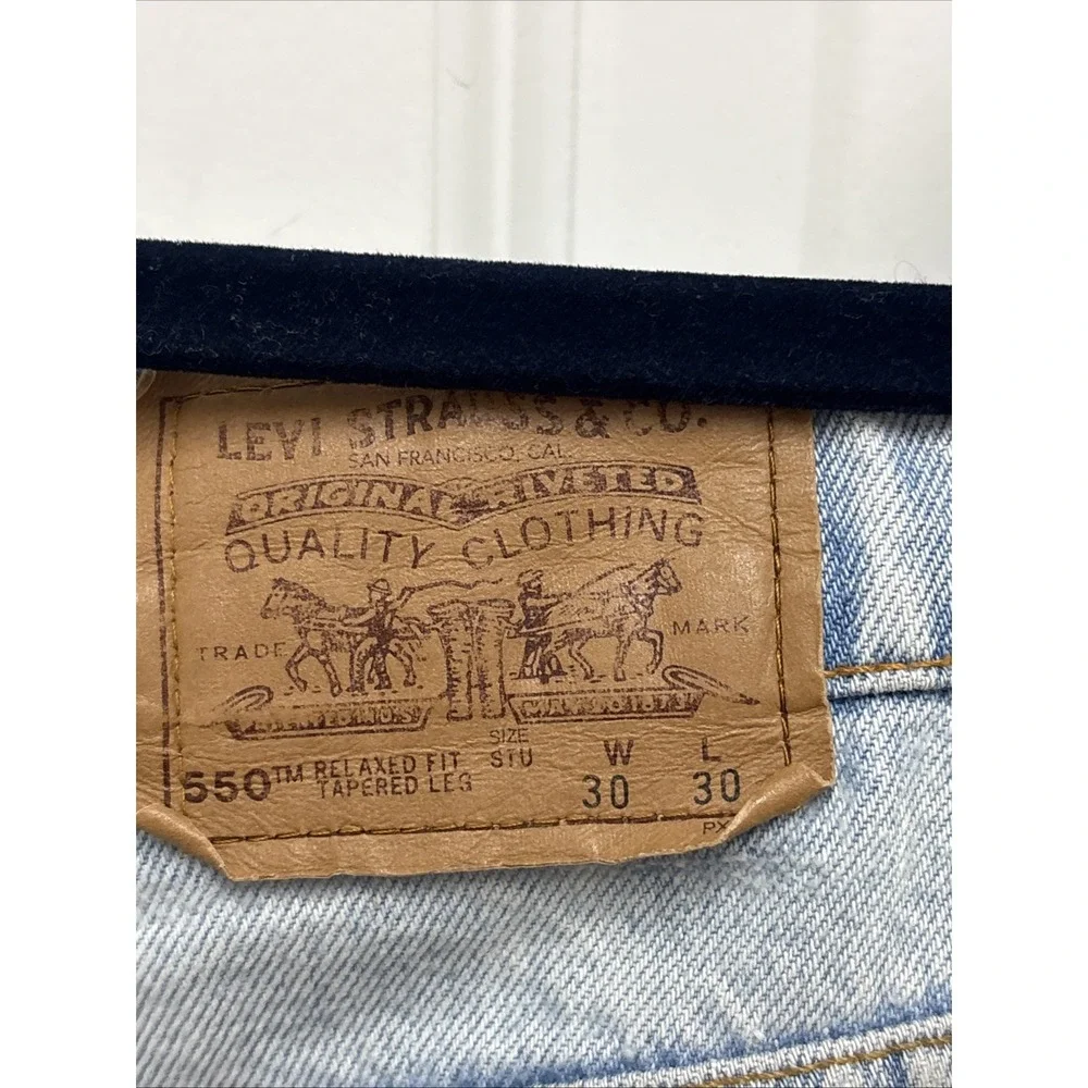 Vintage 90s Levis 550 Orange Tab Light‎ Wash Relaxed Fit Denim Jeans Size 30